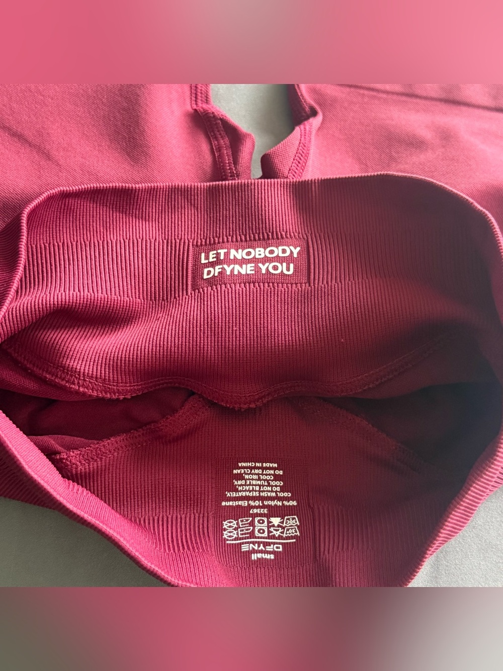 Dfyne Winter Berry 4.5” Impact Shorts Small - Picture 5 of 5
